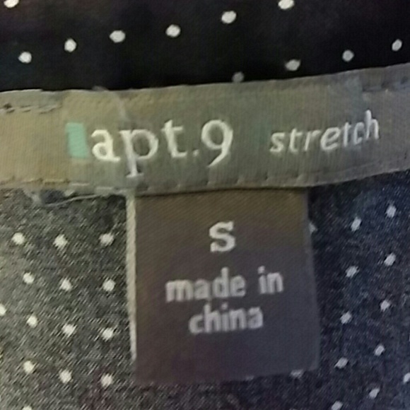 APT 9  sm stretch shoulder ruffle top make offer:) - Picture 5 of 5